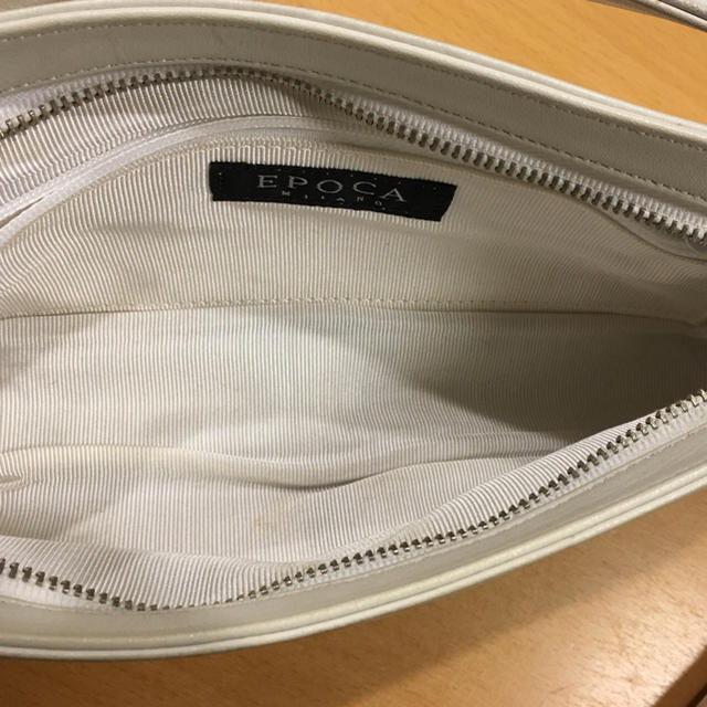 EPOCA(エポカ)のEPOCA★エポカ  柔らかい本革ホワイトミニバッグ レディースのバッグ(ショルダーバッグ)の商品写真