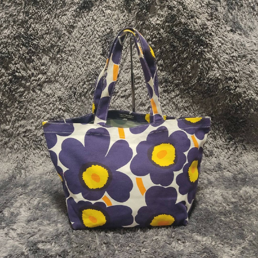 マリメッコ　Marimekko　トートバッグ　花柄 | フリマアプリ ラクマ