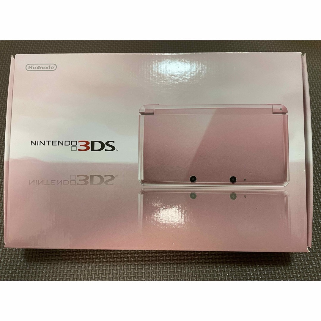 ニンテンドー3DS(ニンテンドー3DS)のNintendo 3DS 本体 ミスティピンク エンタメ/ホビーのゲームソフト/ゲーム機本体(携帯用ゲーム機本体)の商品写真