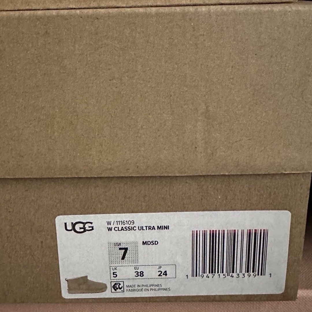 UGG(アグ)のUGG  CLASSIC ULTRA MINI MUSTARD SEED レディースの靴/シューズ(ブーツ)の商品写真