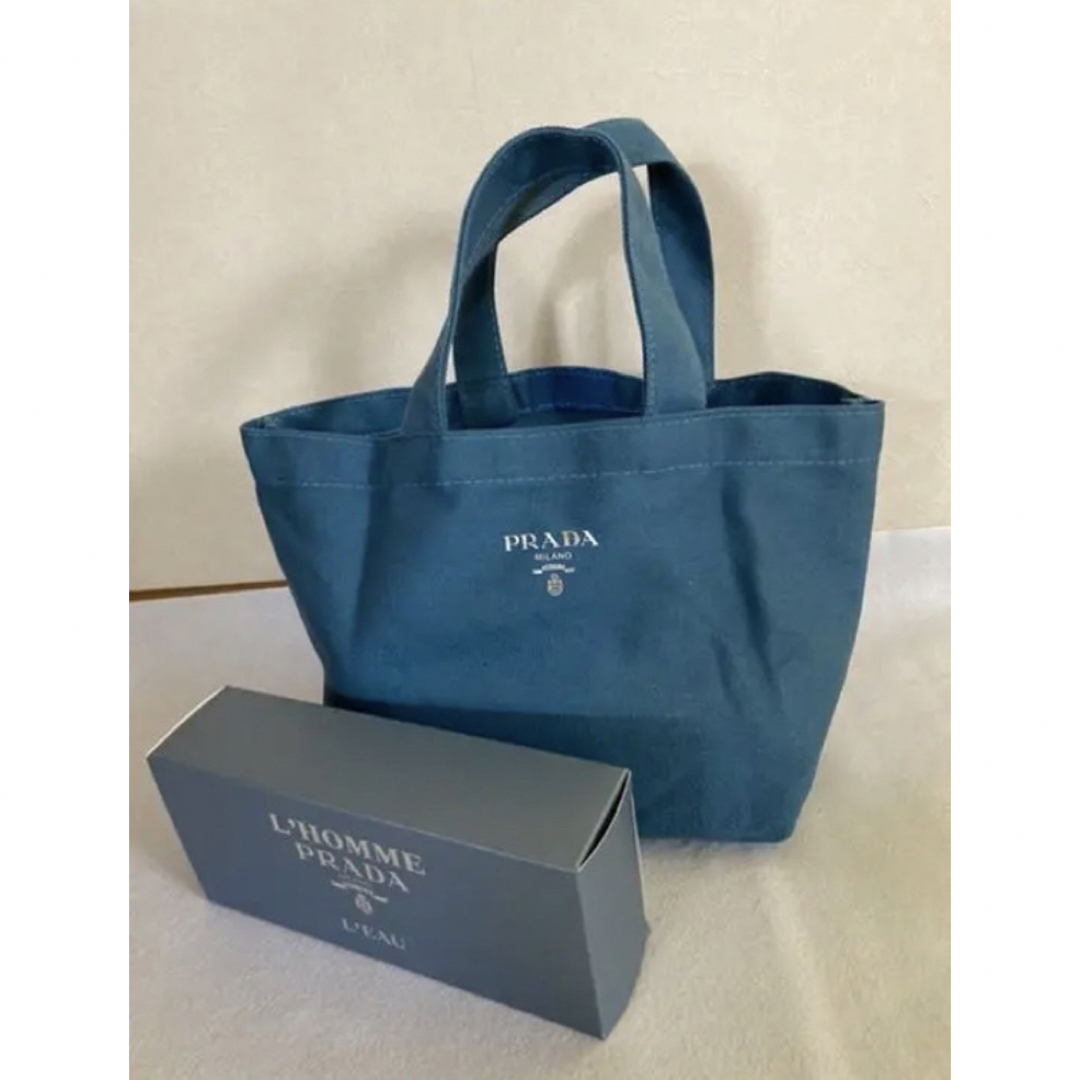 PRADA  ノベルティ　トートバッグ　BLUE  新品未使用