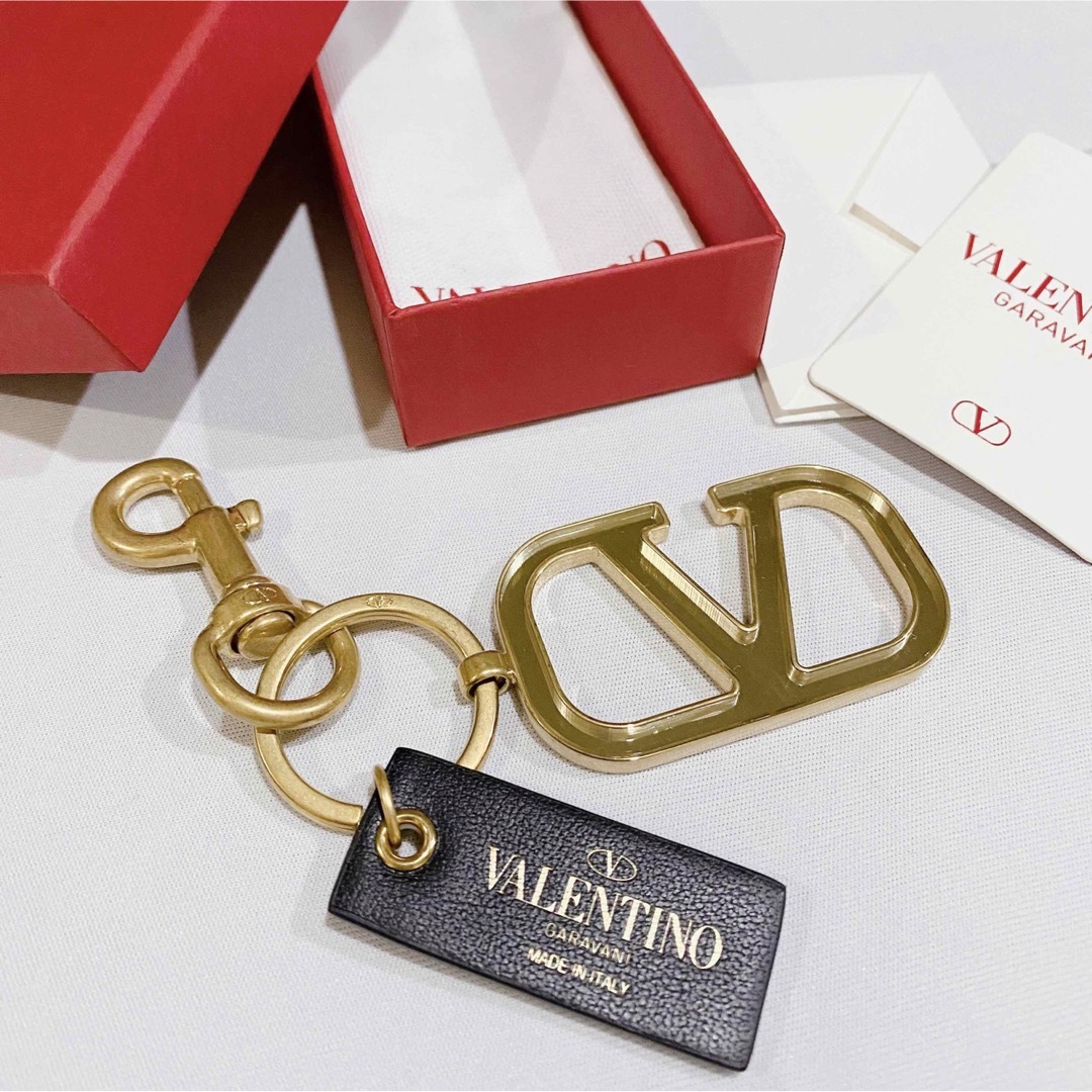 新品未使用 VALENTINO ヴァレンティノ Vロゴ キーリング-