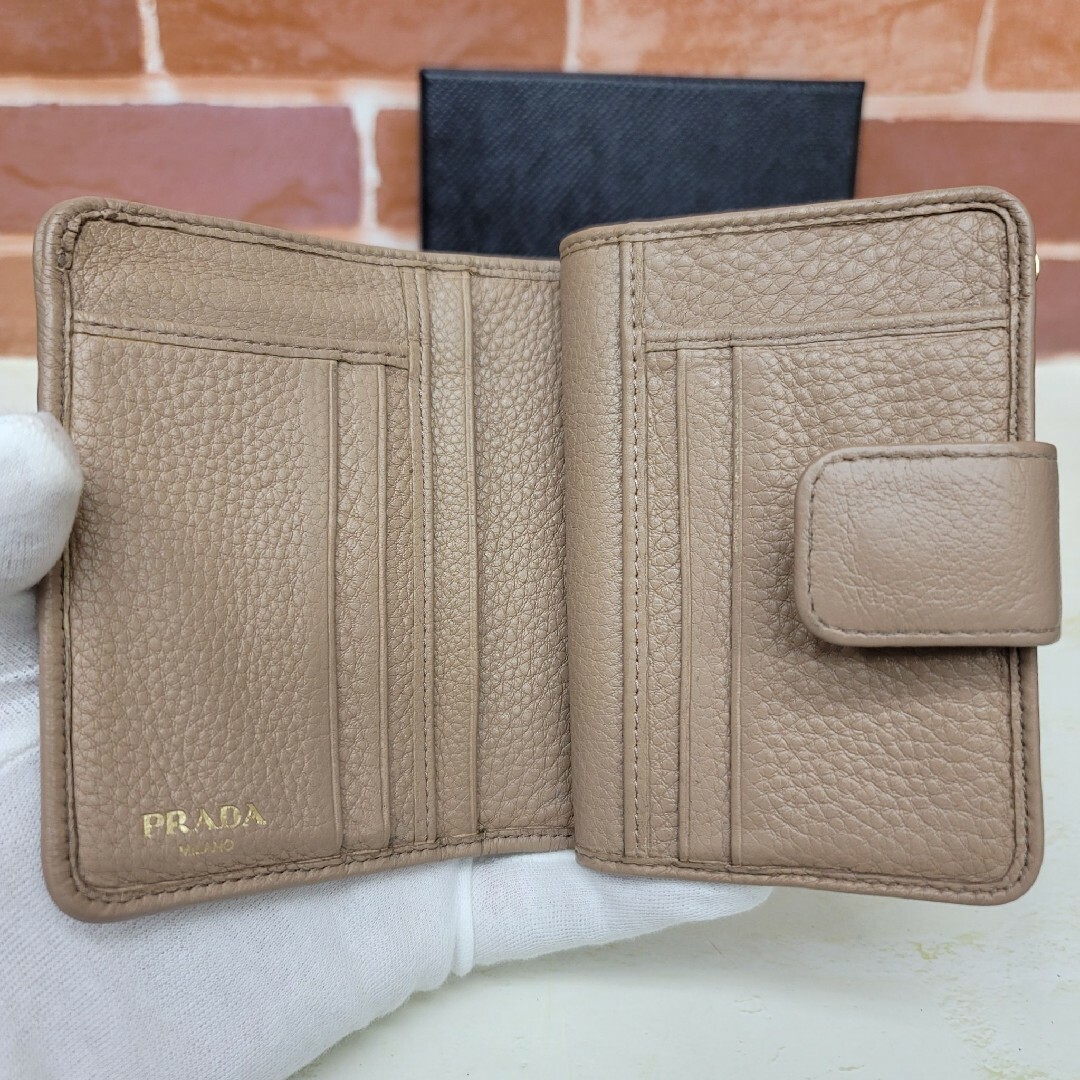 美品 正規品 PRADA VITELLO GRAIN CIPRIA プラダ財布