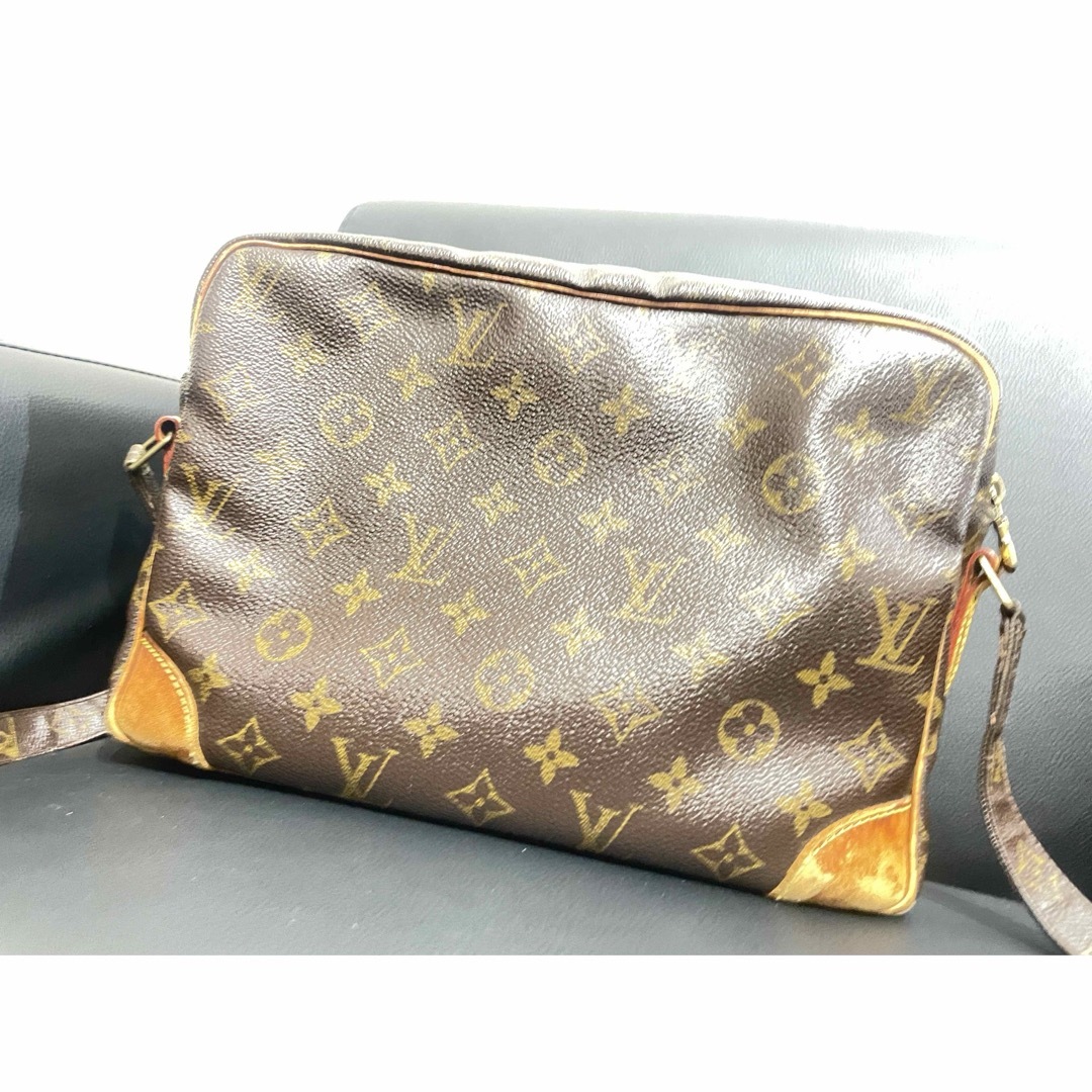 LOUIS VUITTON（ルイヴィトン）モノグラム　ショルダーバッグ