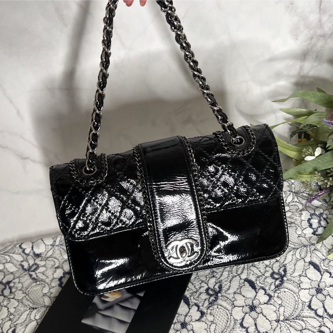 CHANEL シャネル【美品】エナメル マトラッセ チェーンショルダーバッグ | フリマアプリ ラクマ