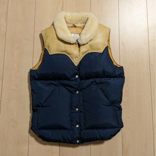 ロッキーマウンテンフェザーベッド(Rocky Mountain Featherbed)の9/10 新品 Rocky Mountain Featherbed ダウンベスト(ダウンベスト)