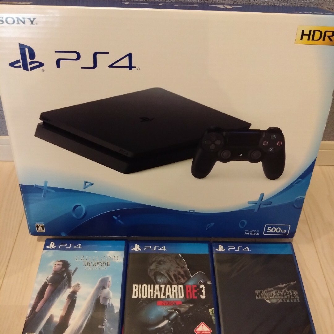 PlayStation 4 ブラック 500GB CUH-2200A ソフト3本