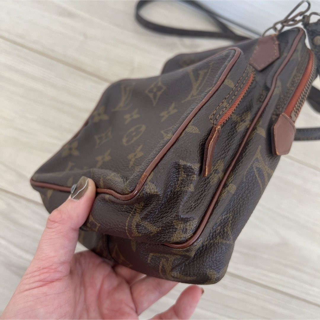 LOUIS VUITTON ルイヴィトン モノグラム　ミニアマゾン ショルダー 6