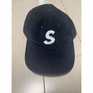 シュプリーム(Supreme)のシュプリーム supreme sロゴ　コーデュロイキャップ(キャップ)