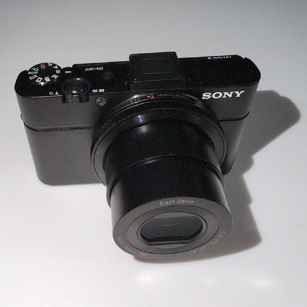 SONY(ソニー)の【中古美品】SONY DSC-RX100M2 スマホ/家電/カメラのカメラ(コンパクトデジタルカメラ)の商品写真