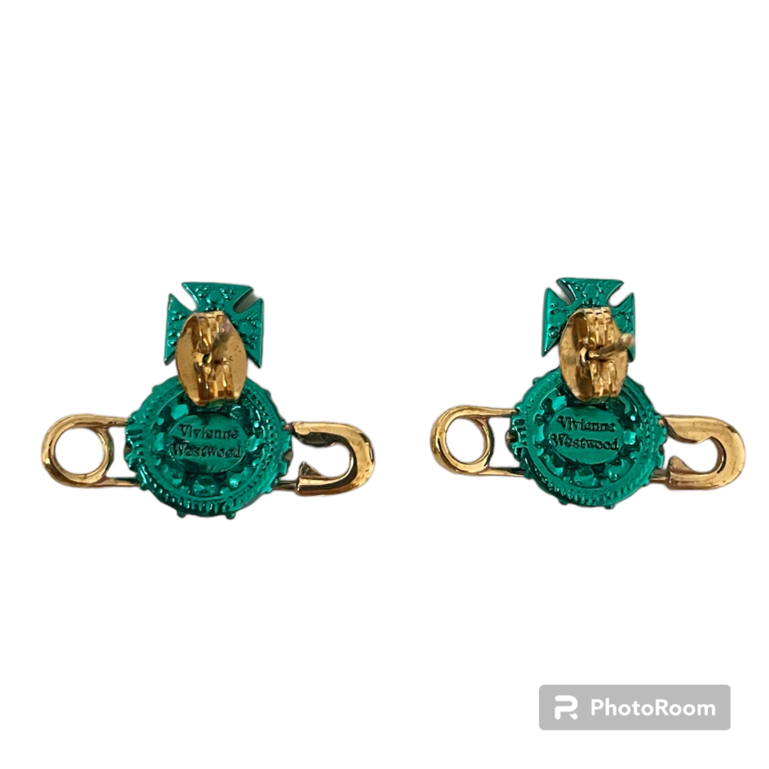 Vivienne Westwood(ヴィヴィアンウエストウッド)の美品✨Vivienne Westwood オーブ エメラルドグリーン ピアス レディースのアクセサリー(ピアス)の商品写真