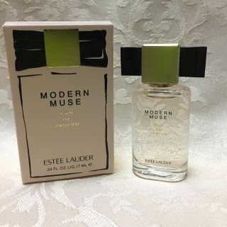 エスティローダー(Estee Lauder)のRAI様専用【エスティローダー】モダン ミューズ オーデ パヒューム スプレィ(香水(女性用))