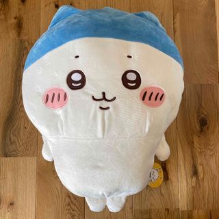 ちいかわスポーツ刈りハチワレ超BIGぬいぐるみ\u0026ちいかわBIG\u0026BOOぬいぐるみ