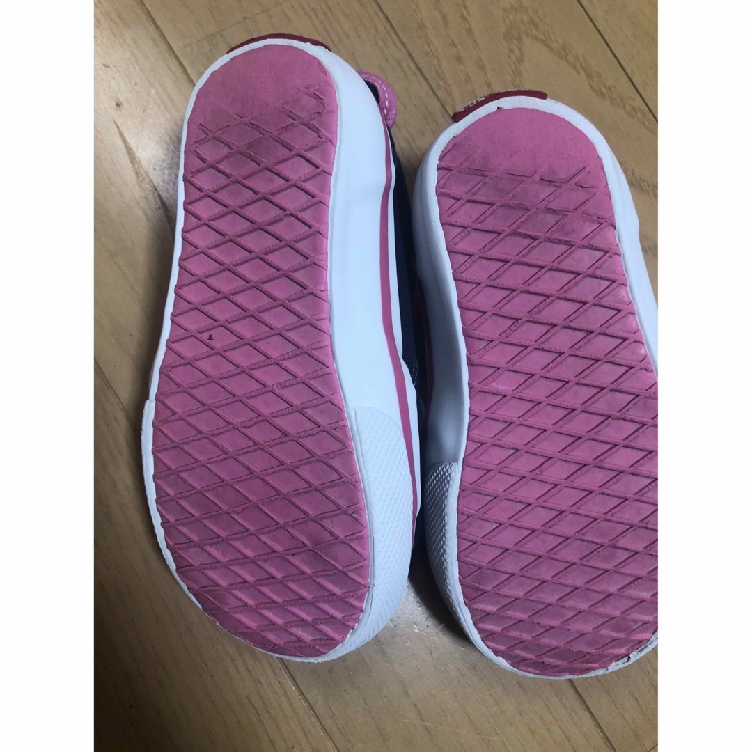 VANS(ヴァンズ)のVANS キッズ/ベビー/マタニティのキッズ靴/シューズ(15cm~)(スニーカー)の商品写真