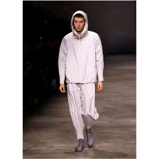イッセイミヤケ セットアップスーツ(メンズ)の通販 100点以上 | ISSEY