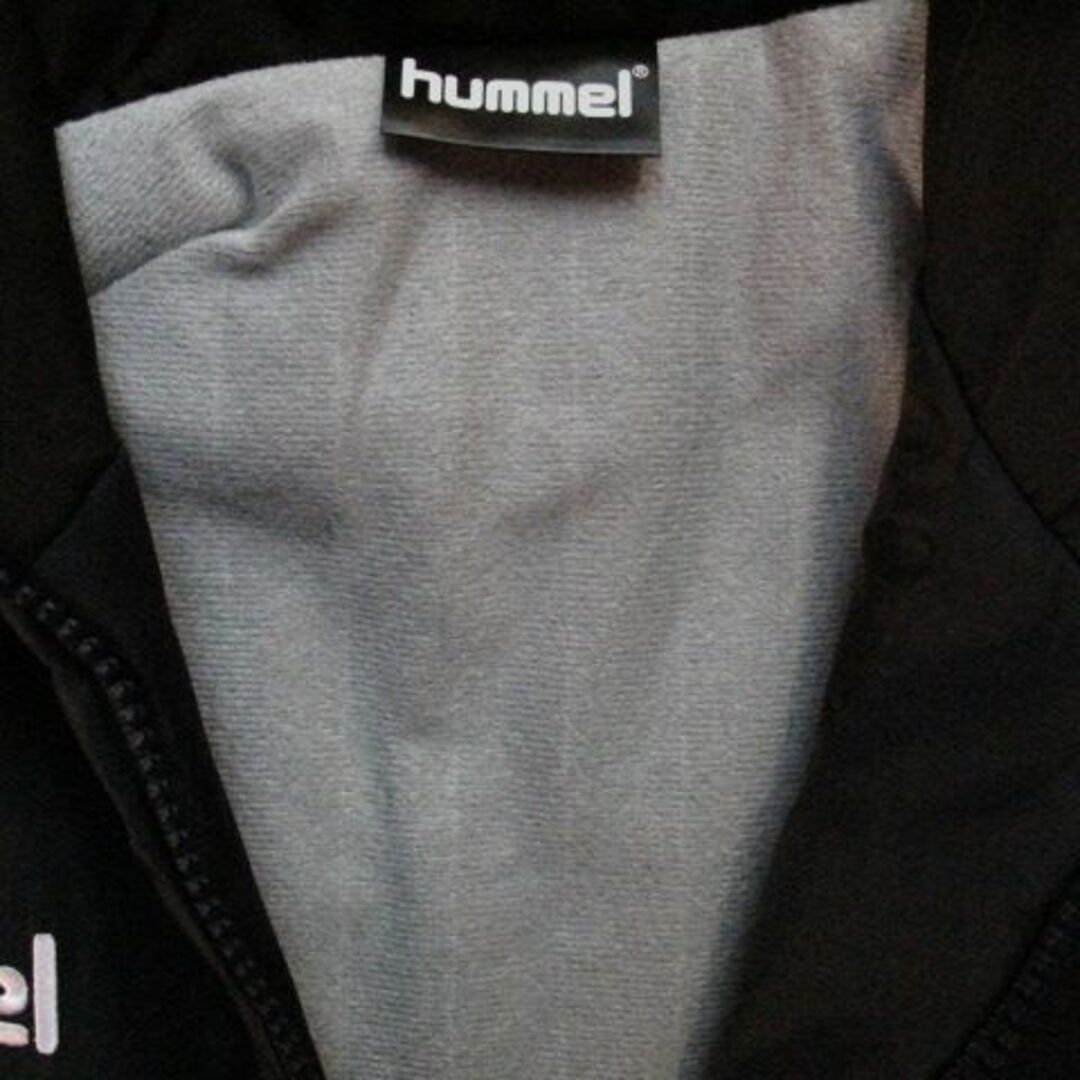 hummel(ヒュンメル)の新品　ヒュンメル　ウインドブレイーカー上下Mサイズ スポーツ/アウトドアのサッカー/フットサル(ウェア)の商品写真