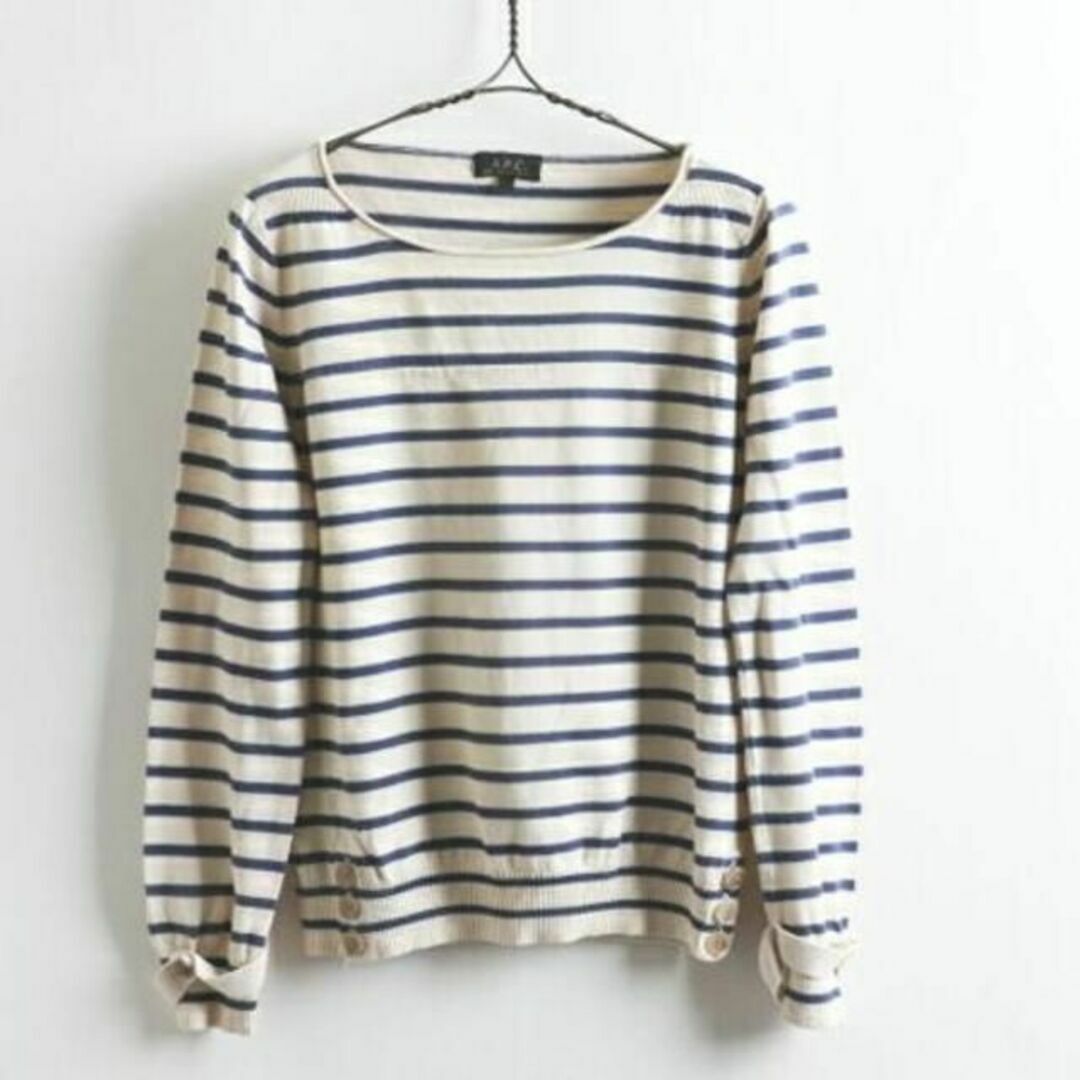 A.P.C(アーペーセー)の☆ A.P.C アーペーセー ボートネック裾 袖ボタン付きボーダーコットンセータ レディースのトップス(Tシャツ(半袖/袖なし))の商品写真