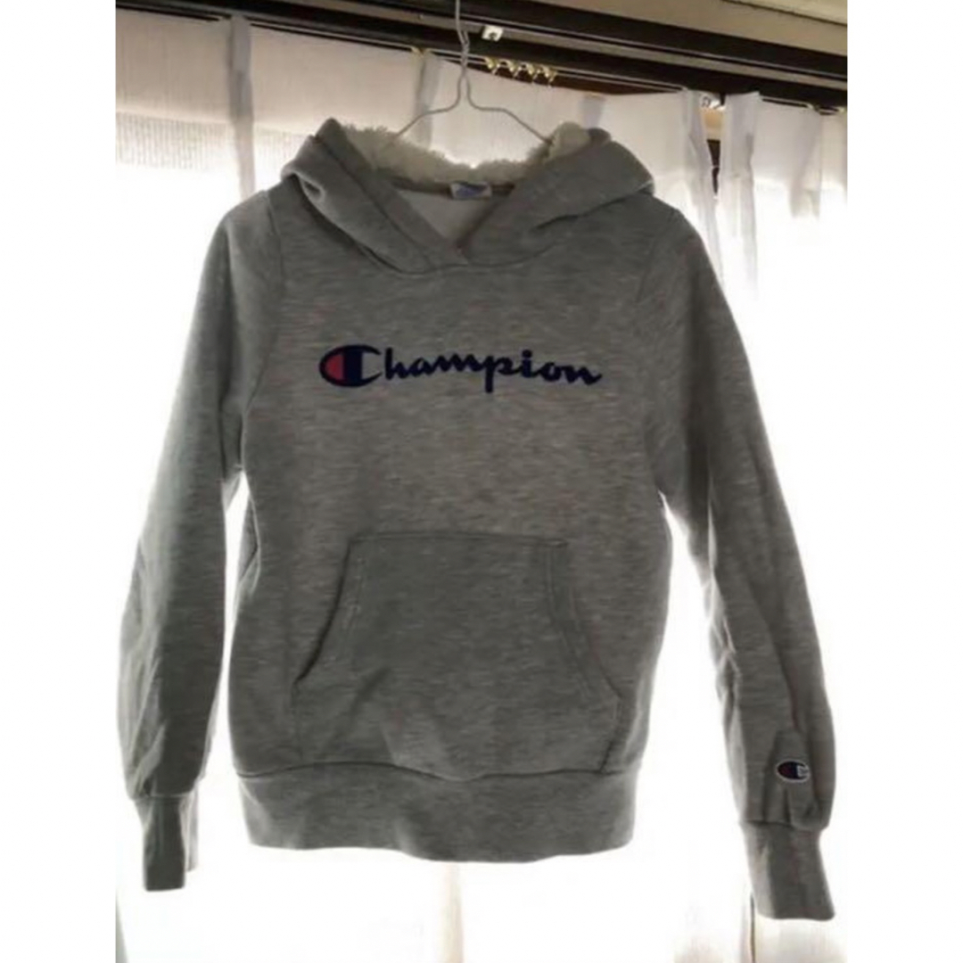 Champion(チャンピオン)のChampion チャンピオン パーカー　150 キッズ/ベビー/マタニティのキッズ服女の子用(90cm~)(その他)の商品写真