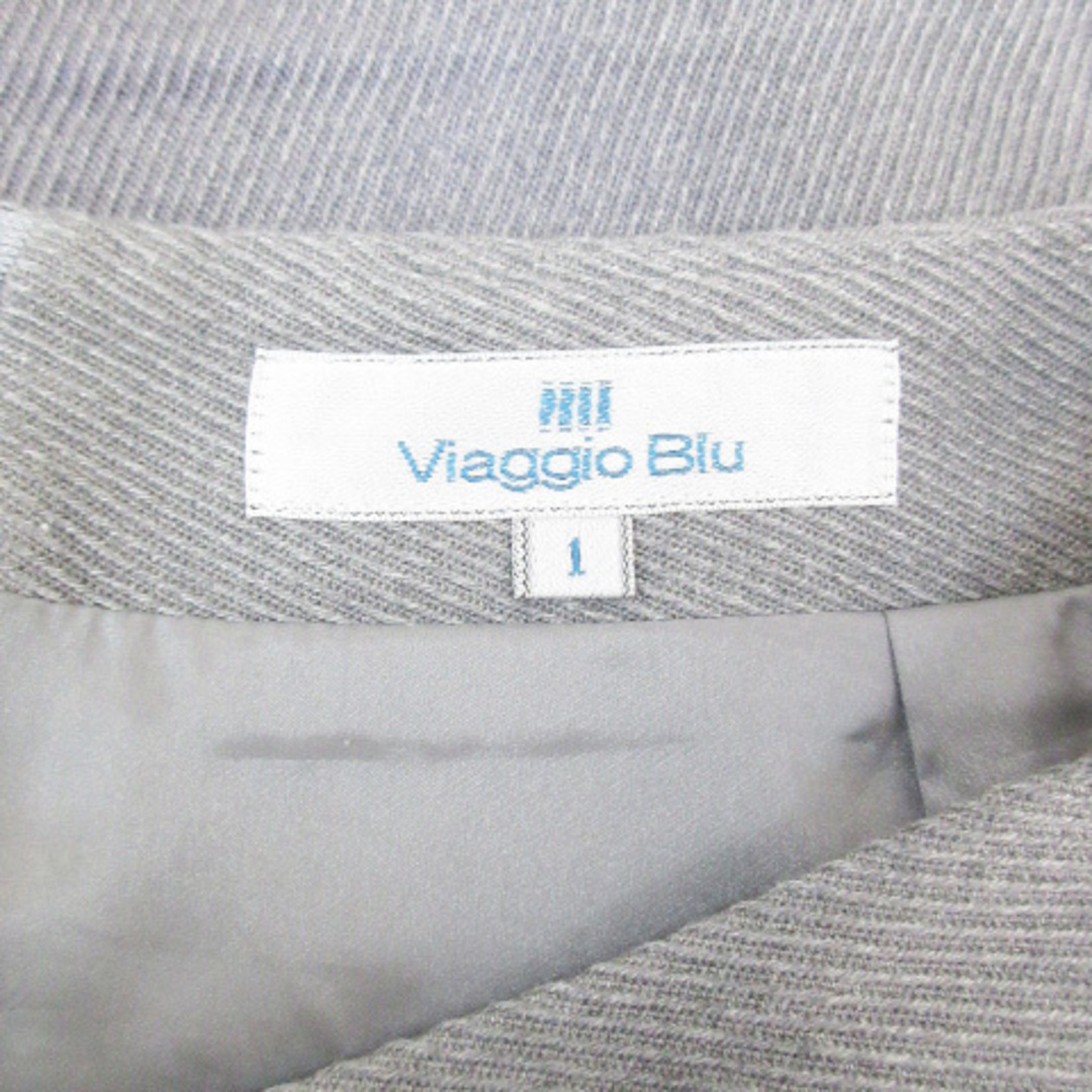 VIAGGIO BLU(ビアッジョブルー)のビアッジョブルー フレアスカート ひざ丈 ダイアゴナルストライプ柄 1 グレー レディースのスカート(ひざ丈スカート)の商品写真