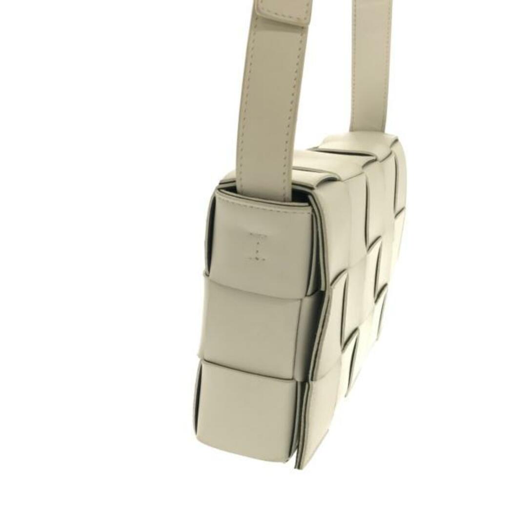 Bottega Veneta - ボッテガヴェネタ ショルダーバッグ 白の通販 by