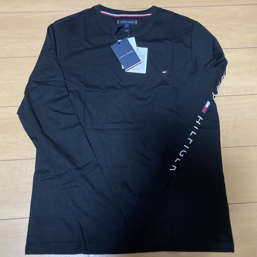 TOMMY HILFIGER(トミーヒルフィガー)のTOMMYFILFIGER Tシャツ Tシャツ ロンTトミーヒルフィガー　ロンt メンズのトップス(Tシャツ/カットソー(七分/長袖))の商品写真