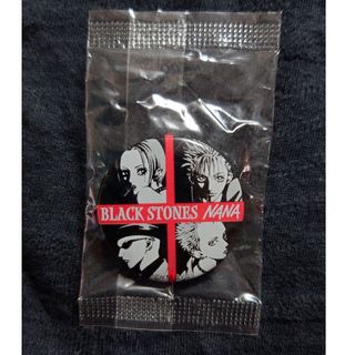 シュウエイシャ(集英社)の矢沢あい NANA ナナ 新品 缶バッジ BLACK STONES ブラスト(バッジ/ピンバッジ)