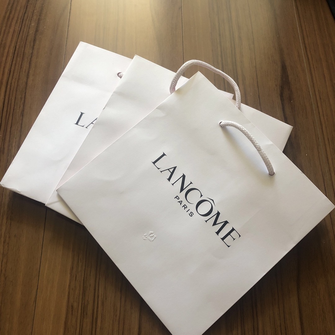 LANCOME(ランコム)のランコム　ショッパー　未使用品　3部セット レディースのバッグ(ショップ袋)の商品写真