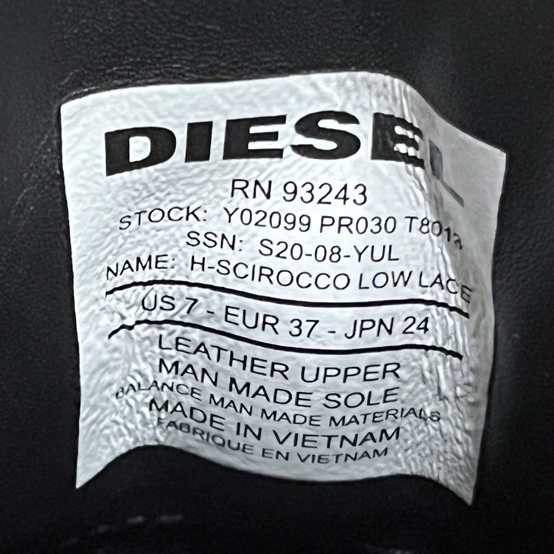 DIESEL(ディーゼル)のTAKOWASA様　専用ページ レディースの靴/シューズ(スニーカー)の商品写真