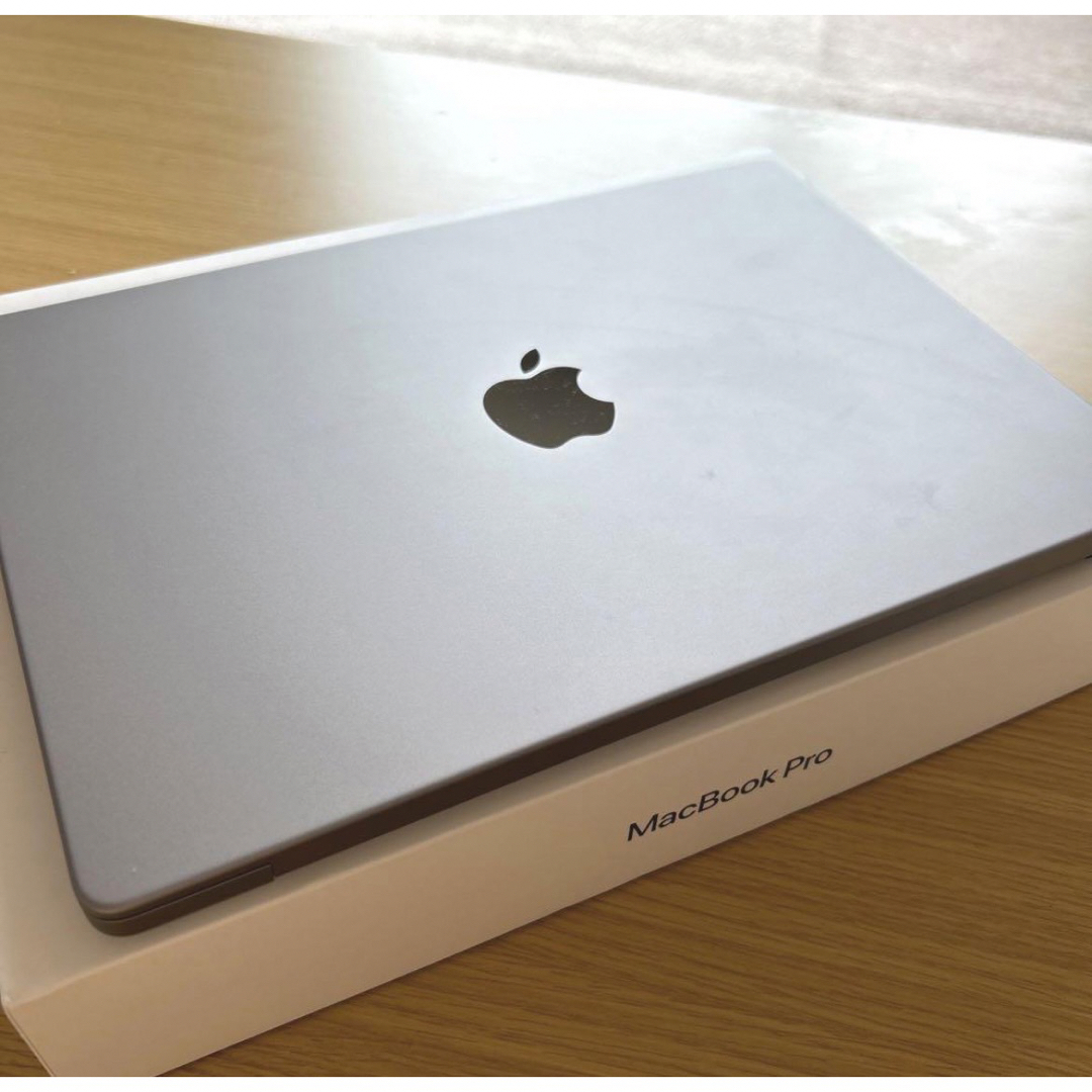 Apple MacBook Pro 14インチ Apple M1 Proチップ