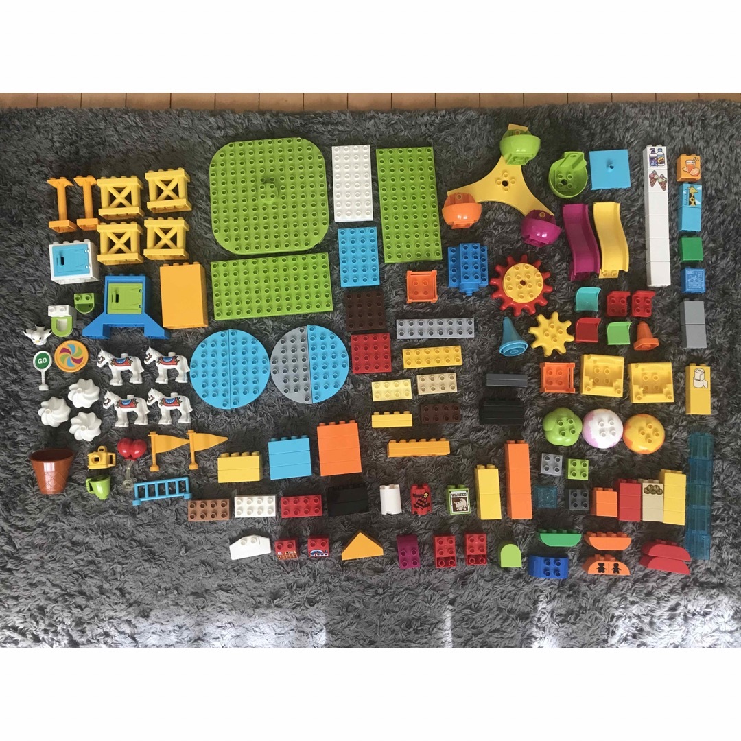 レゴ デュプロ(レゴデュプロ)の⭐︎かわっぱ様専用⭐︎LEGO レゴ デュプロ まとめ売り キッズ/ベビー/マタニティのおもちゃ(積み木/ブロック)の商品写真