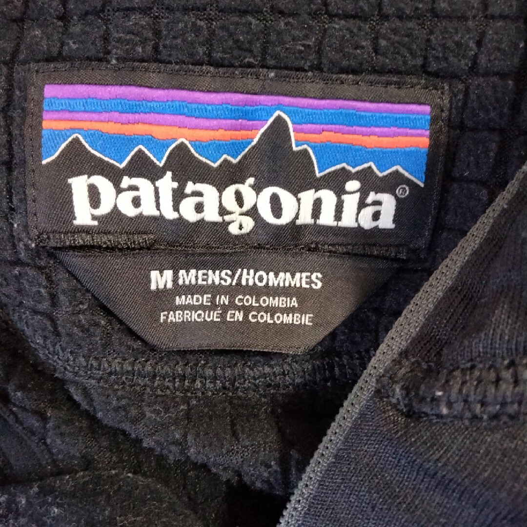 patagonia(パタゴニア)のパタゴニアpatagonia MEN'S R1 HOODY [40074]  М メンズのトップス(パーカー)の商品写真