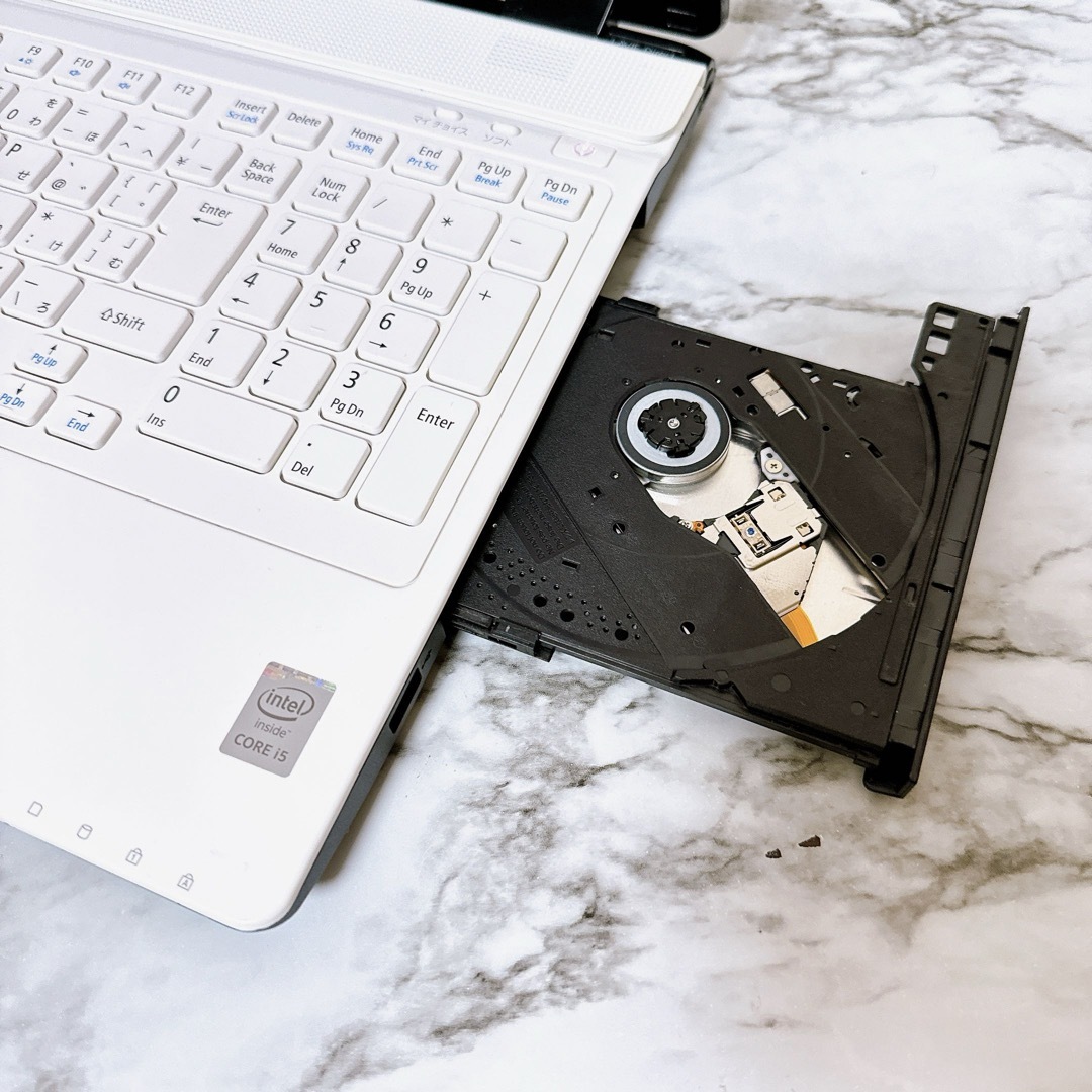 1台限定✨Corei5&新品SSD✨カメラ付/資料作成✨すぐ使えるノートパソコン-