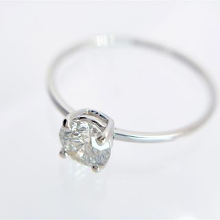 新品 大粒 天然ダイヤ 0.608ct シンプル 人気 リングの通販 by RED23 ...