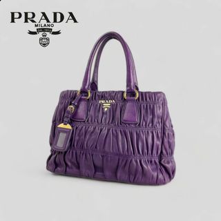 プラダ(PRADA)の■PRADA プラダ■ ギャザーバッグ レザーハンドバッグ ネームプレート付(ハンドバッグ)