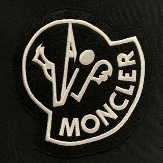 【即完売モデル】MONCLER モンクレール 即完売 ビッグシルエット パーカー