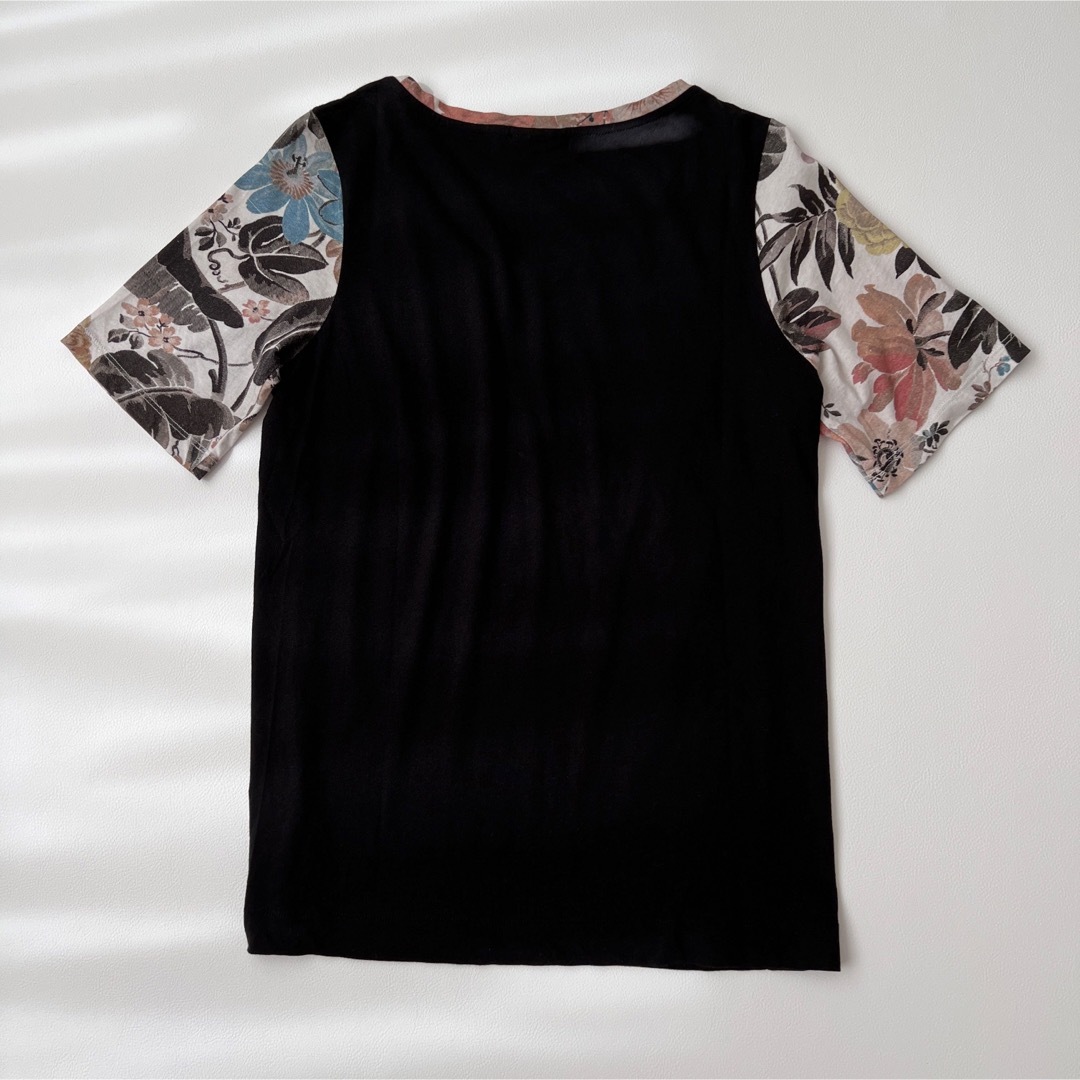 DRIES VAN NOTEN(ドリスヴァンノッテン)の希少・完売品　DRIES VAN NOTEN ドリスヴァンノッテン　Tシャツ レディースのトップス(Tシャツ(半袖/袖なし))の商品写真