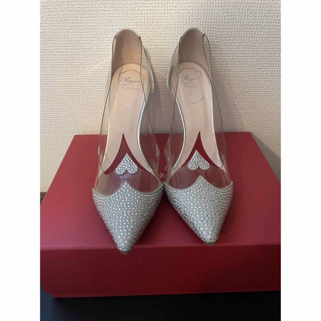 Roger vivier ハート　パンプス