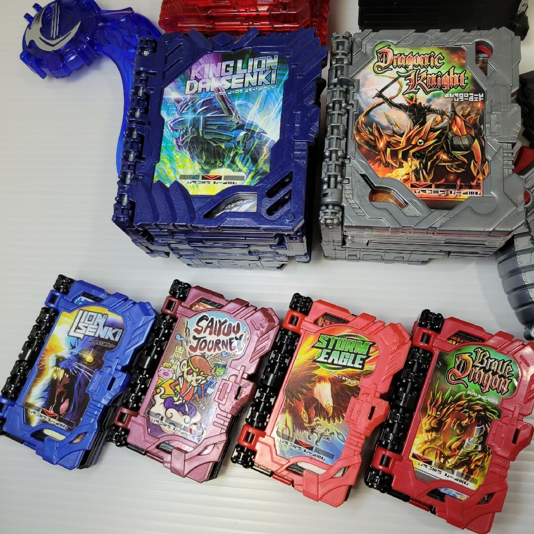 仮面ライダーゼロワン、セイバー 最強なりきりセット 仮面ライダーゼロワン、セイバー 最強なりきりセット