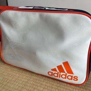 アディダス(adidas)のadidas バック(ショルダーバッグ)