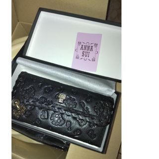 アナスイ(ANNA SUI)の新品未使用ANNA SUIダリアがま口長財布ブラック正規店購入(財布)