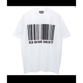 VETEMENTS - VETEMENTS バーコード ロゴ Tシャツ ホワイト 半袖 