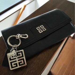 ジバンシィ 財布(レディース)の通販 400点以上 | GIVENCHYのレディース