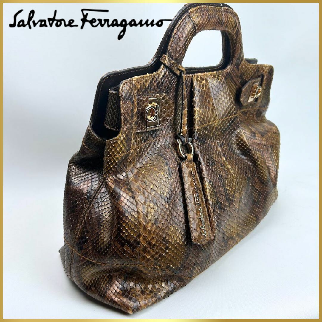 【Salvatore Ferragamo】トートバッグ　ガンチーニ　パイソン