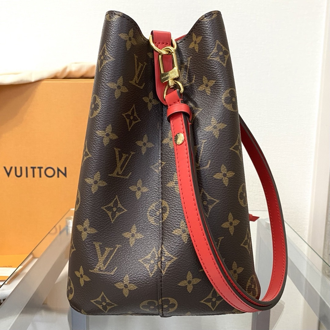 LOUIS VUITTON - 【新品・未使用】ルイヴィトン M44021 ネオノエ LOUIS VUITTON - 【新品・未使用】ルイヴィトン M44021 ネオノエ