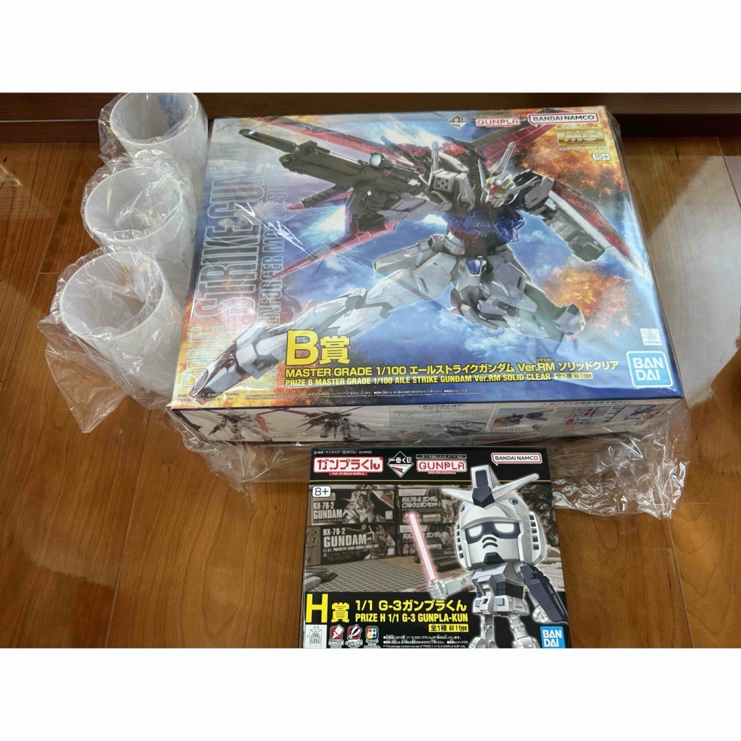 BANDAI(バンダイ)のガンプラ　一番くじ　B賞　ストライクガンダム　H賞 エンタメ/ホビーのおもちゃ/ぬいぐるみ(模型/プラモデル)の商品写真