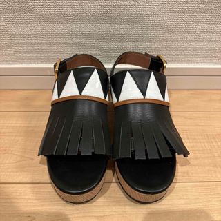 マルニ(Marni)の【1回だけ着用】MARNI 木製ウェッジサンダル 25cm(サンダル)