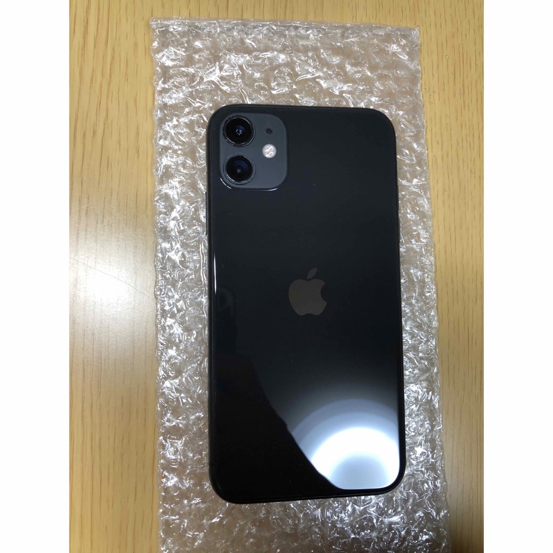 iPhone 11 64GBのサムネイル