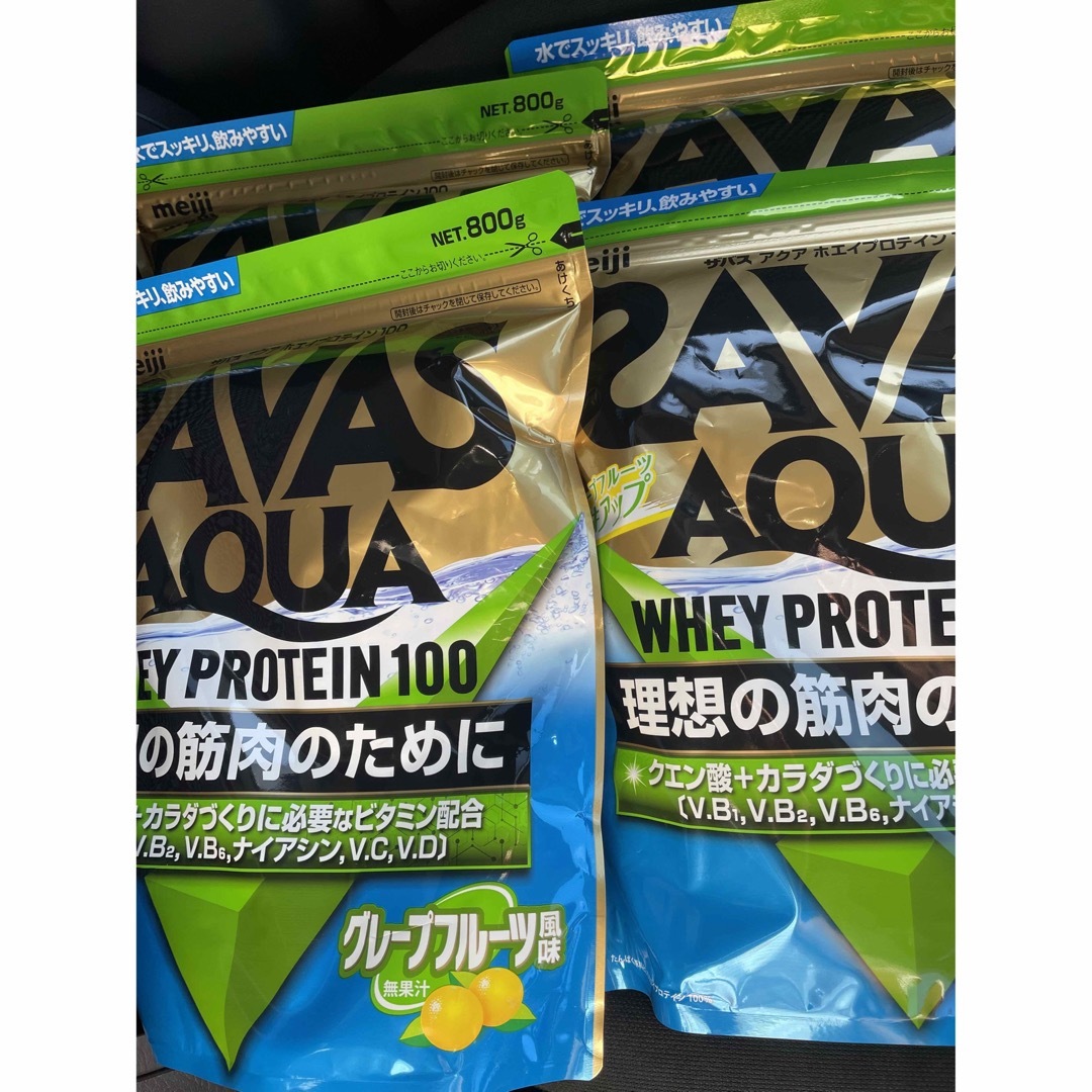 SAVAS AQUAプロテイン4袋食品/飲料/酒