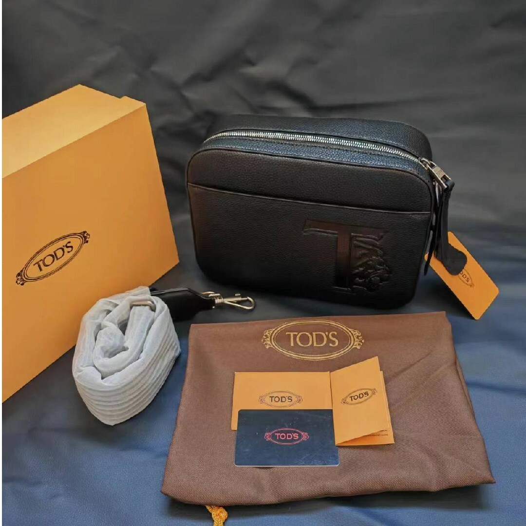 TOD'S トッズ カメラバック ショルダーバッグの通販 by ヨシ's shop ...