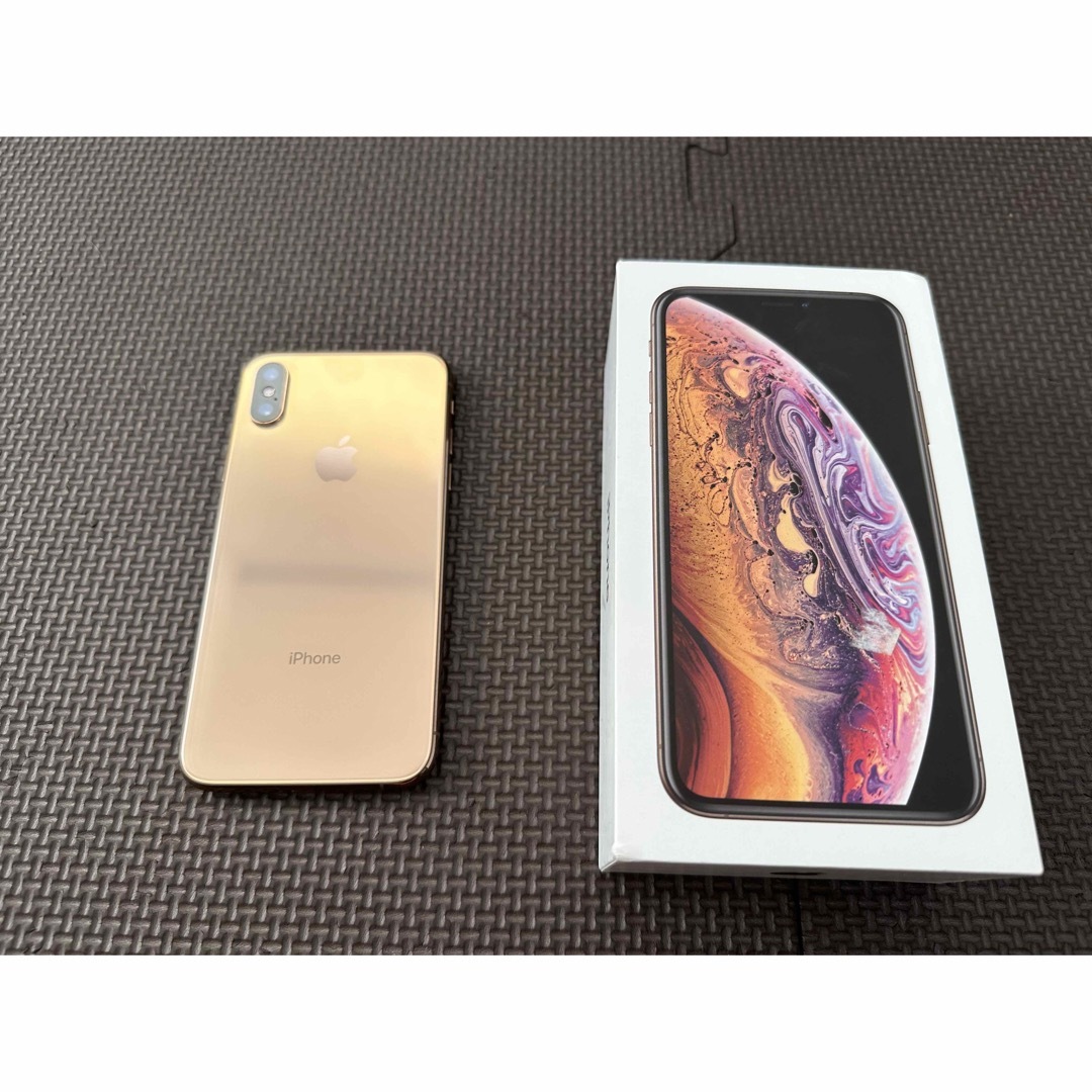 iPhone(アイフォーン)のiPhoneXS 256GB SIMフリー スマホ/家電/カメラのスマートフォン/携帯電話(スマートフォン本体)の商品写真